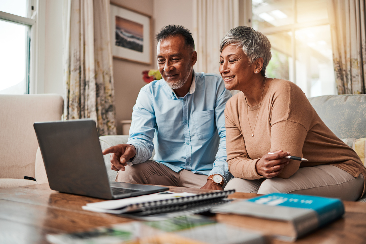 couple with computer